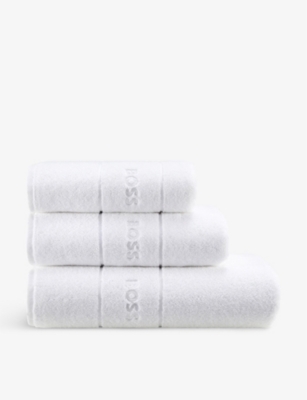 BOSS Plain Egyptian cotton towel