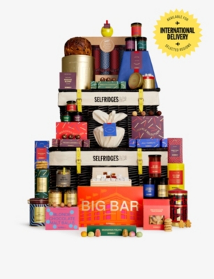 SELFRIDGES SELECTION The Christmas Celebration hamper 33 items