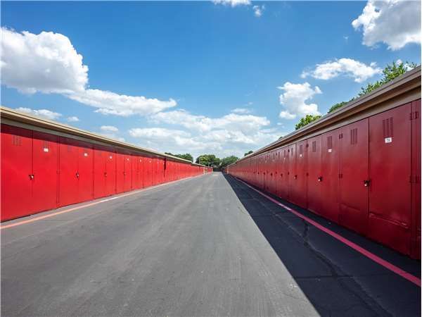 Blue Sky Self Storage Irving Lowest Rates