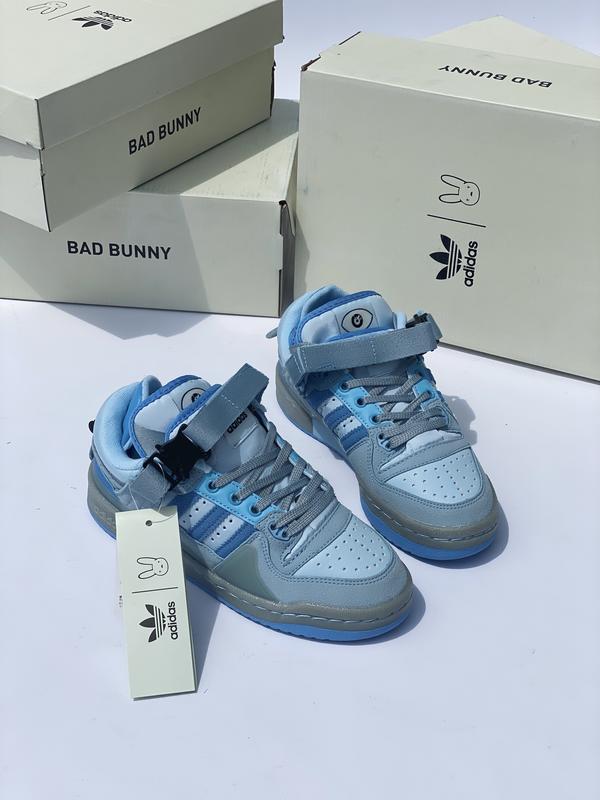 Кроссовки adidas forum bad bunny blue — цена 2609 грн в каталоге