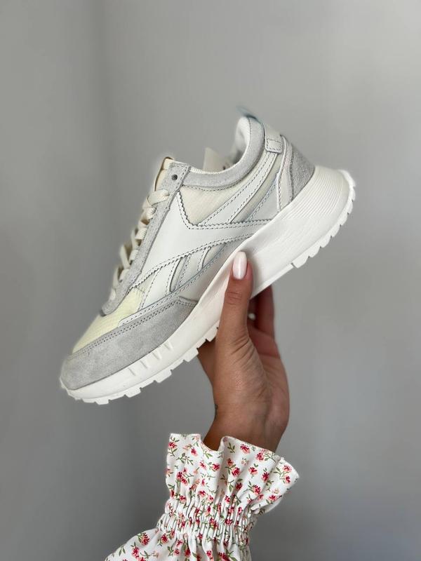 Reebok classic leather legacy white olahraga,жіночі кросівки рібук