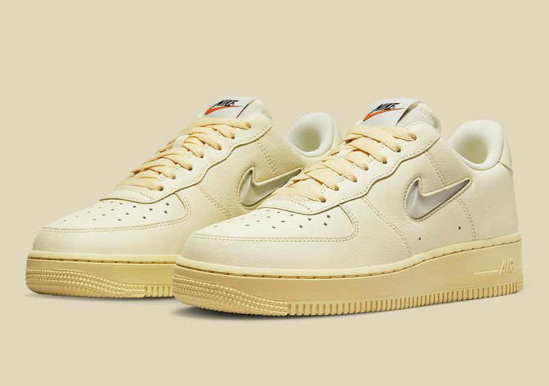 Кроссовки мужские оригинальные nike air force 1 low '07 lx women's