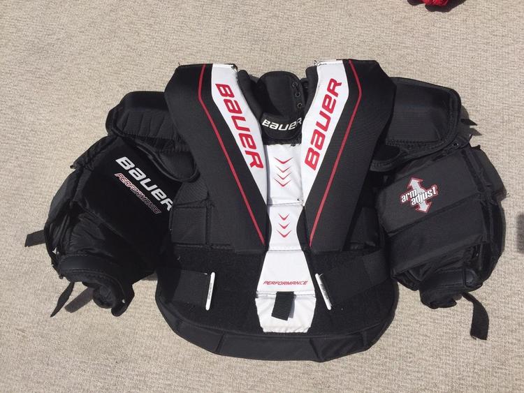 Bauer Performance Junior Medium Chest Protector Size Medium SOLD