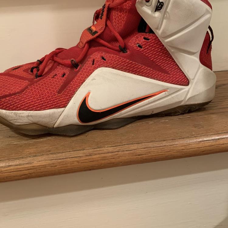 Nike Red Men's Molded Cleats High Top Baseball Footwear