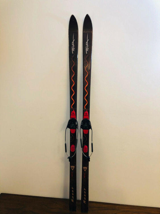 Tua Razor MX Telemark Skis 192 cm. Black Diamond Riva Bindings alpine