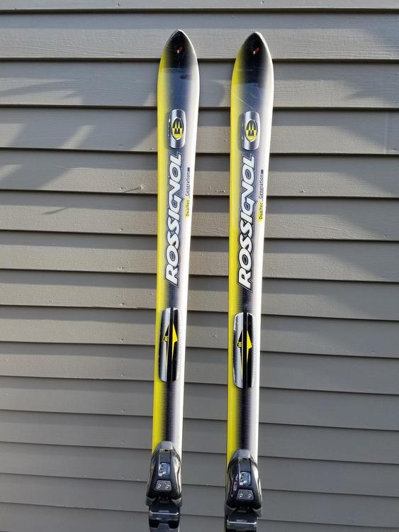 Rossignol Vintage 9X GS Skiing Skis