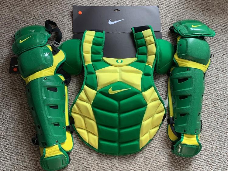 Nike Adult Catcher's Set Green Yellow Baseball Catcher's Equipment