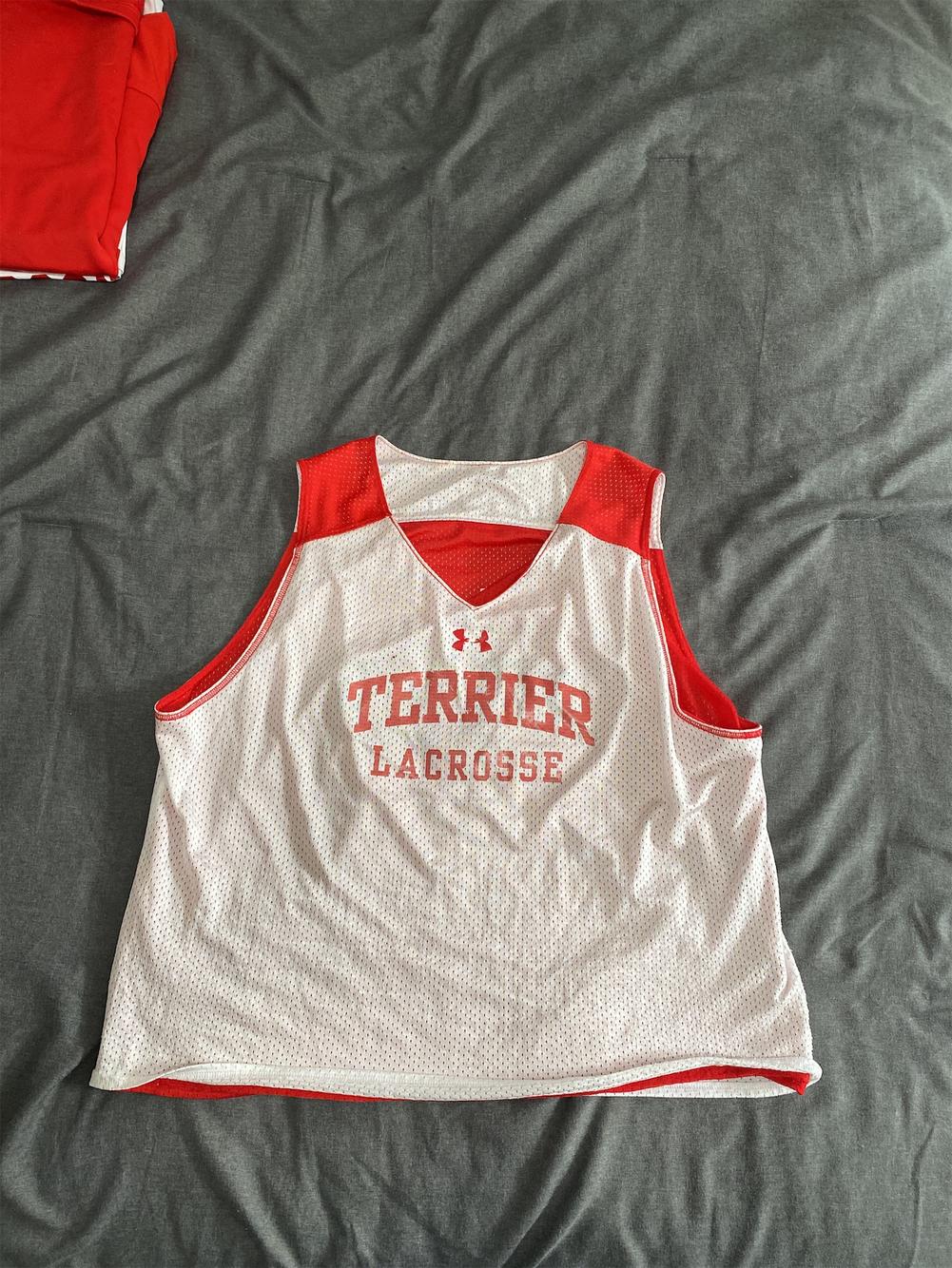 Team Issued BU Mens Lacrosse Practice Jersey SidelineSwap