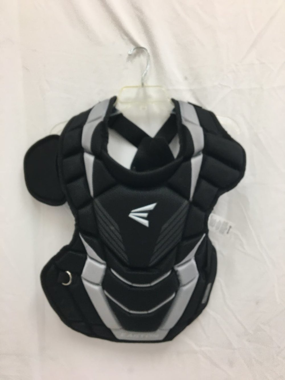 Used Easton Gametime Chest Protector 1215 Intermediate Baseball