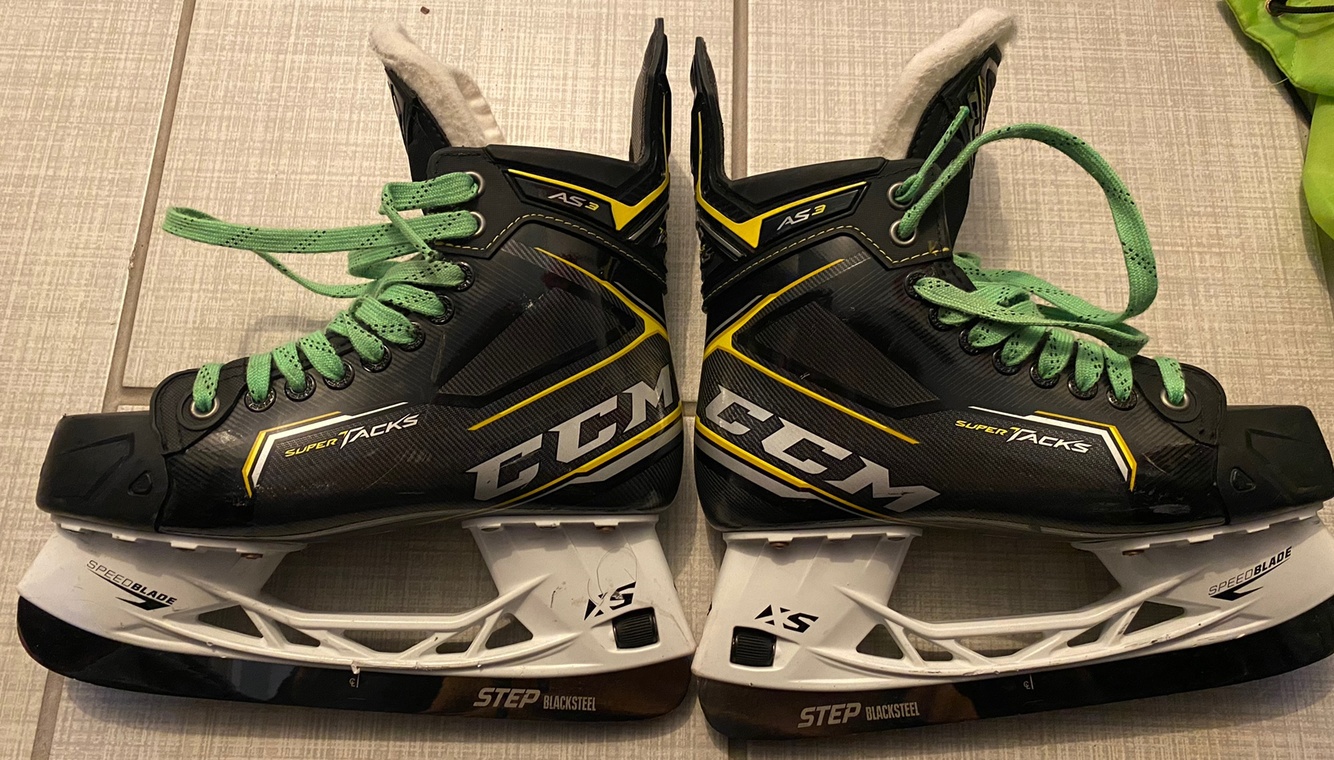 CCM AS3 Tacks with STEP Blades SidelineSwap