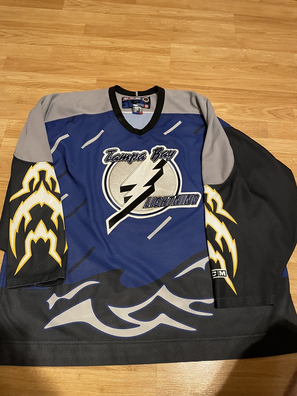 Rare Tampa Bay Lightning Storm Third Alternate CCM NHL Hockey Jersey