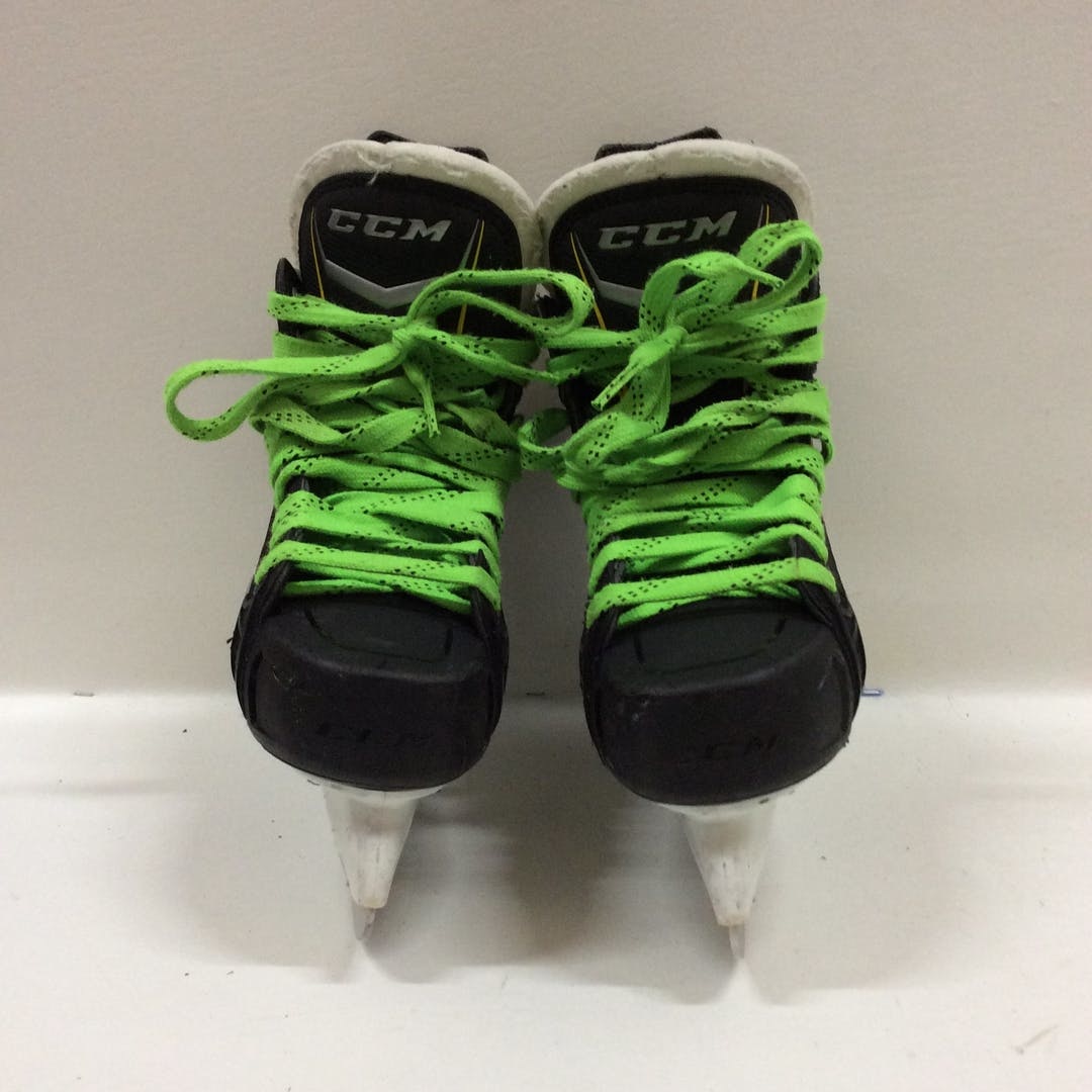 Used Ccm Tacks 9070 Senior 7.5 Ice Hockey Skates SidelineSwap