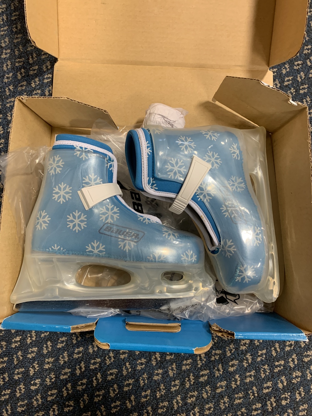 Youth New Bauer Lil Champ Hockey Skates Size 12 SidelineSwap