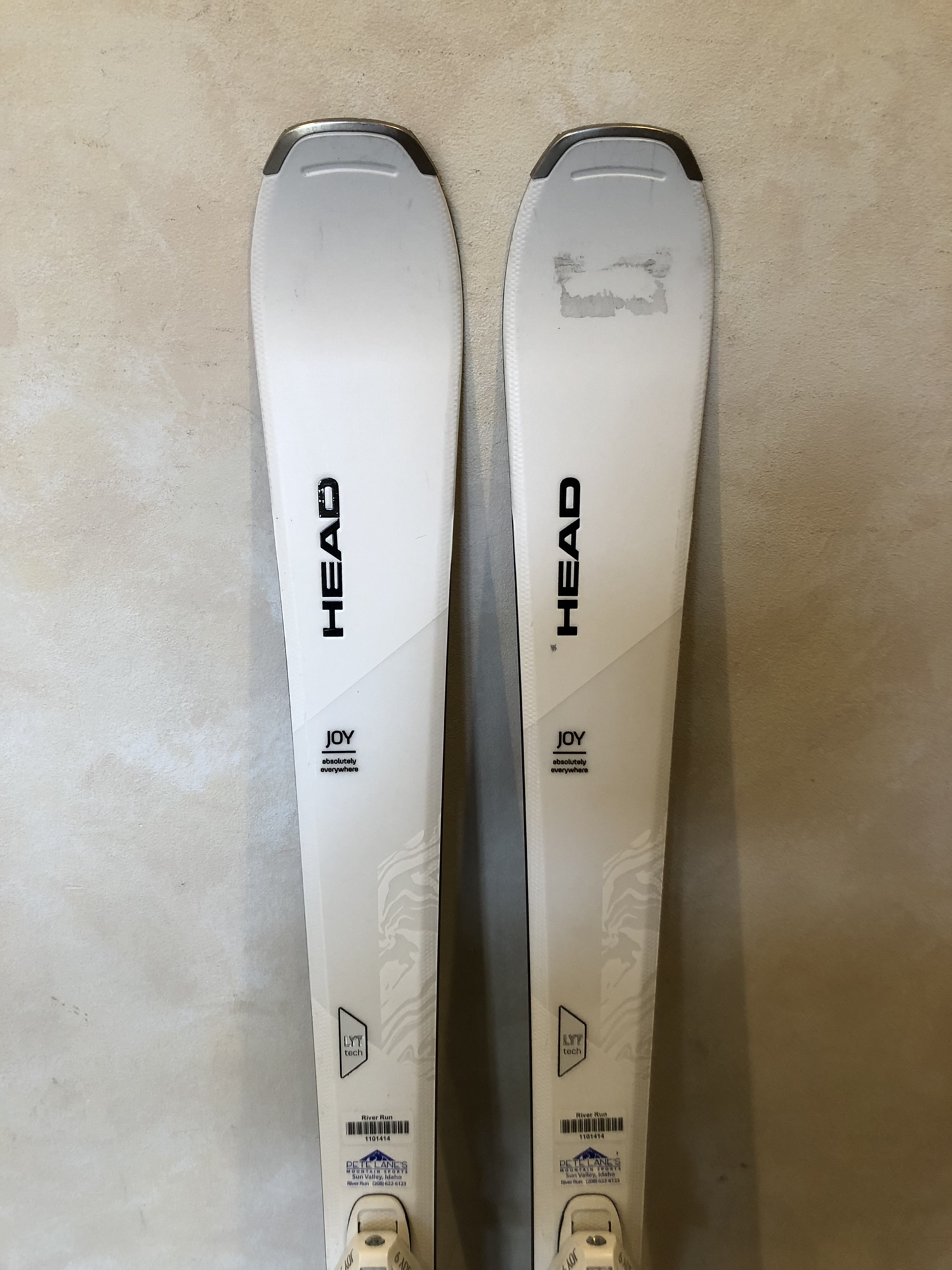 HEAD Absolut Joy Skis With Integrated Head Bindings 168cm 1101414