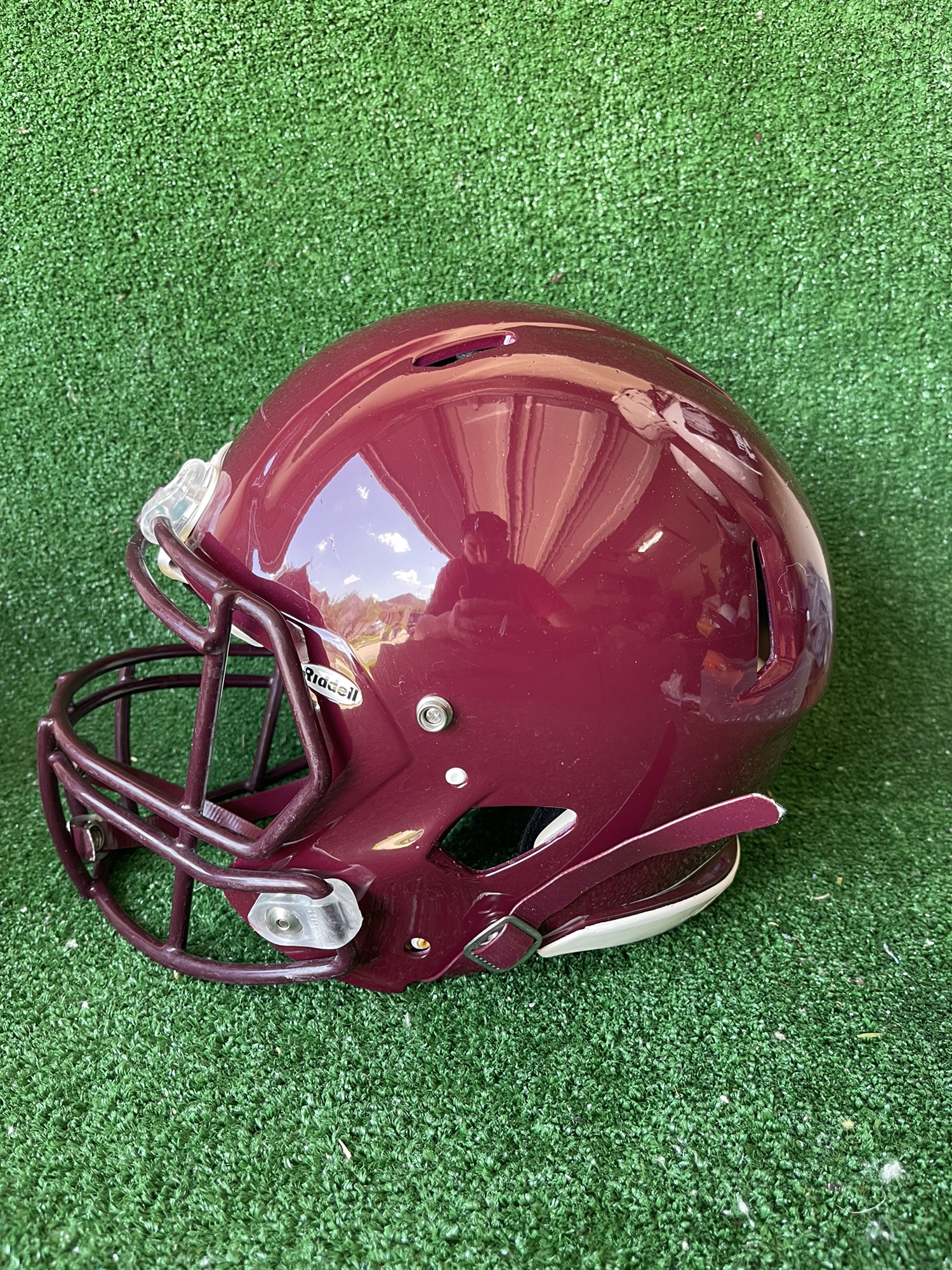 Adult Medium Riddell Speed Football Helmet Maroon SidelineSwap