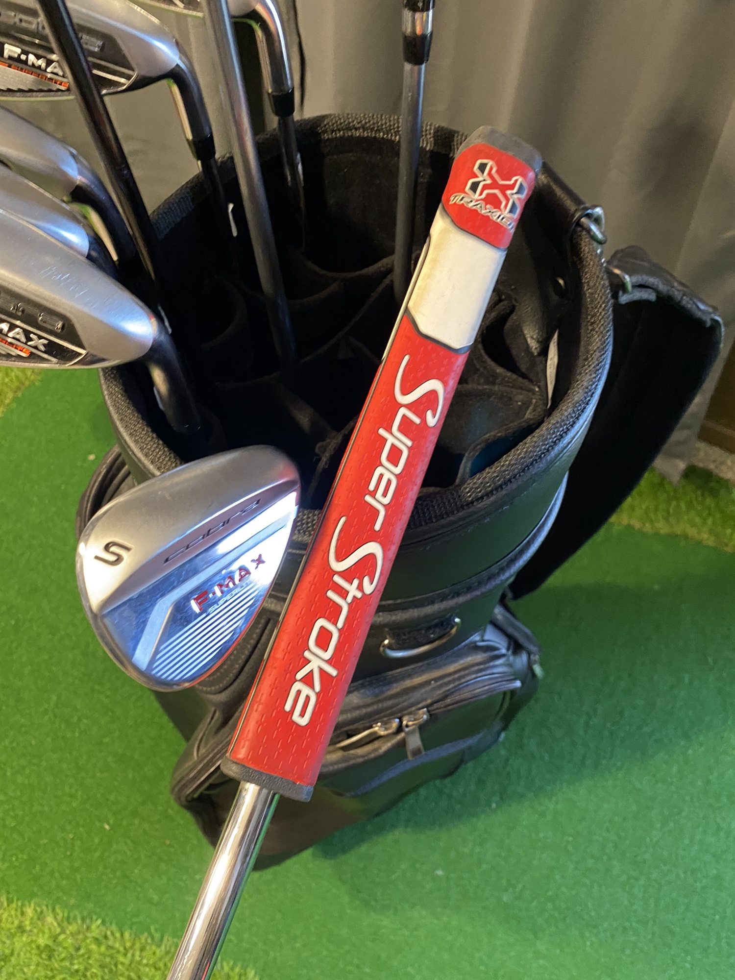 King cobra Fmax Mens Right Handed golf club complete set with Takara sport staff golf bag