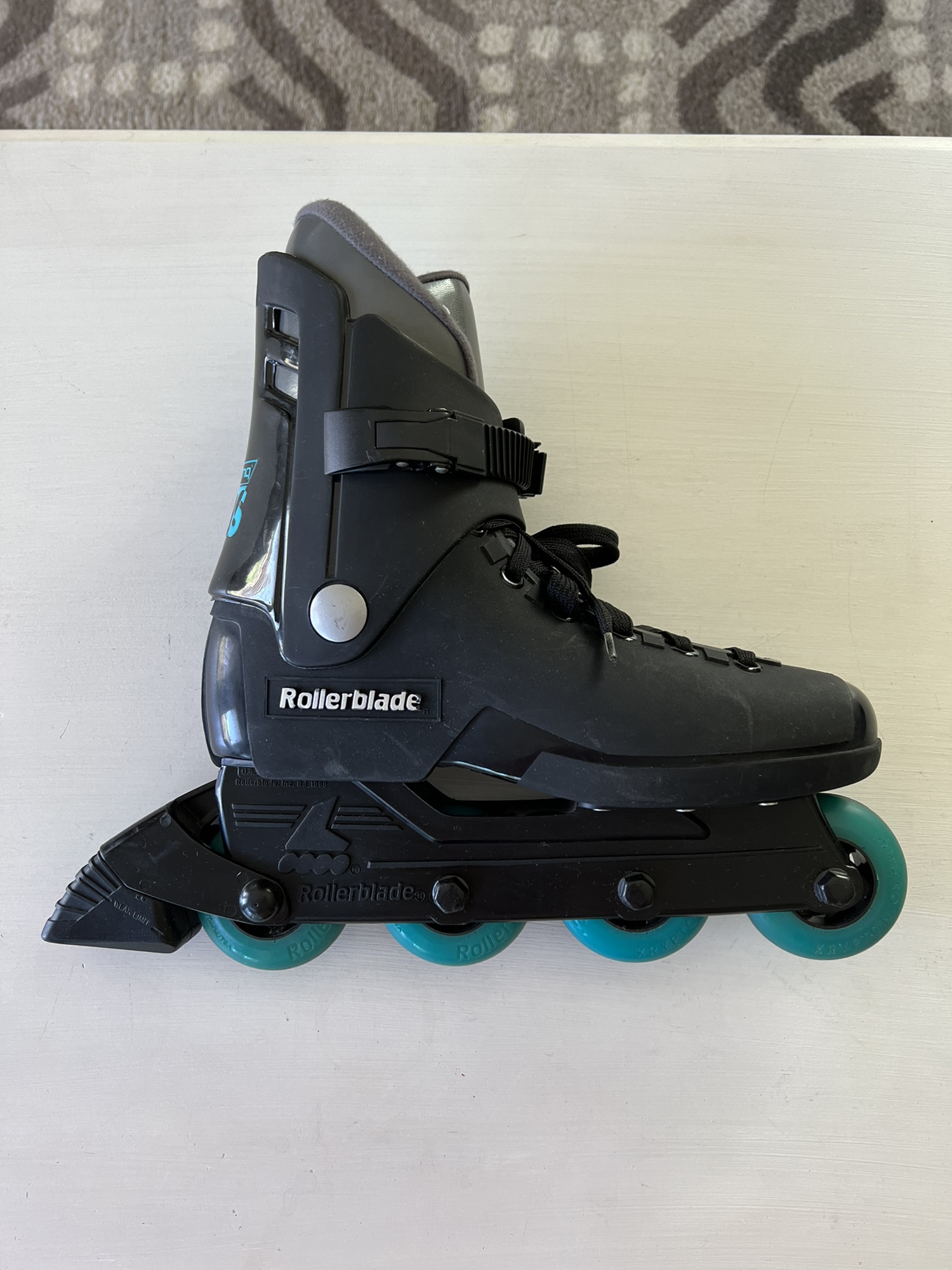 Vintage Rollerblade Lightning TRS Roller Blades Skates Size 7.5 Black