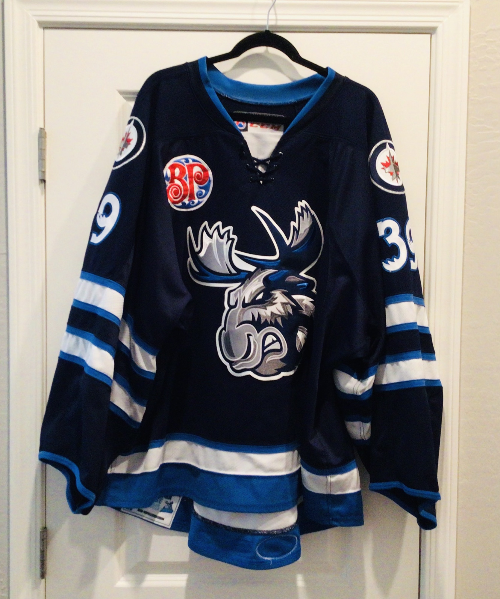 Game Worn Goalie Cut Manitoba Moose CCM Jersey SidelineSwap