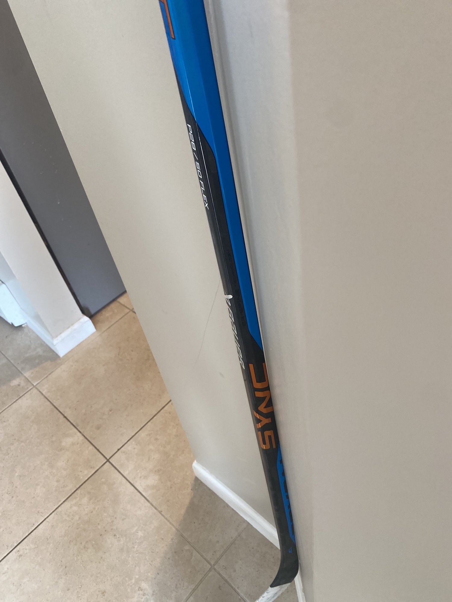 Intermediate Left Hand P28 Nexus Sync Hockey Stick SidelineSwap