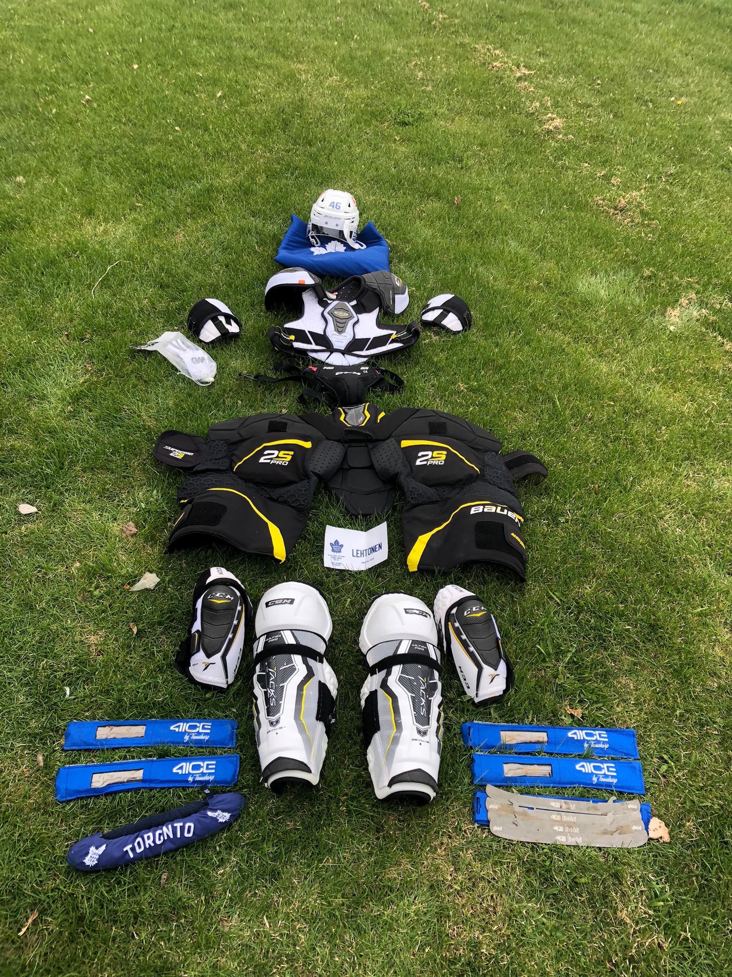 Hockey Practice Gear Set owned by NHL player Mikko Lehtonen SidelineSwap