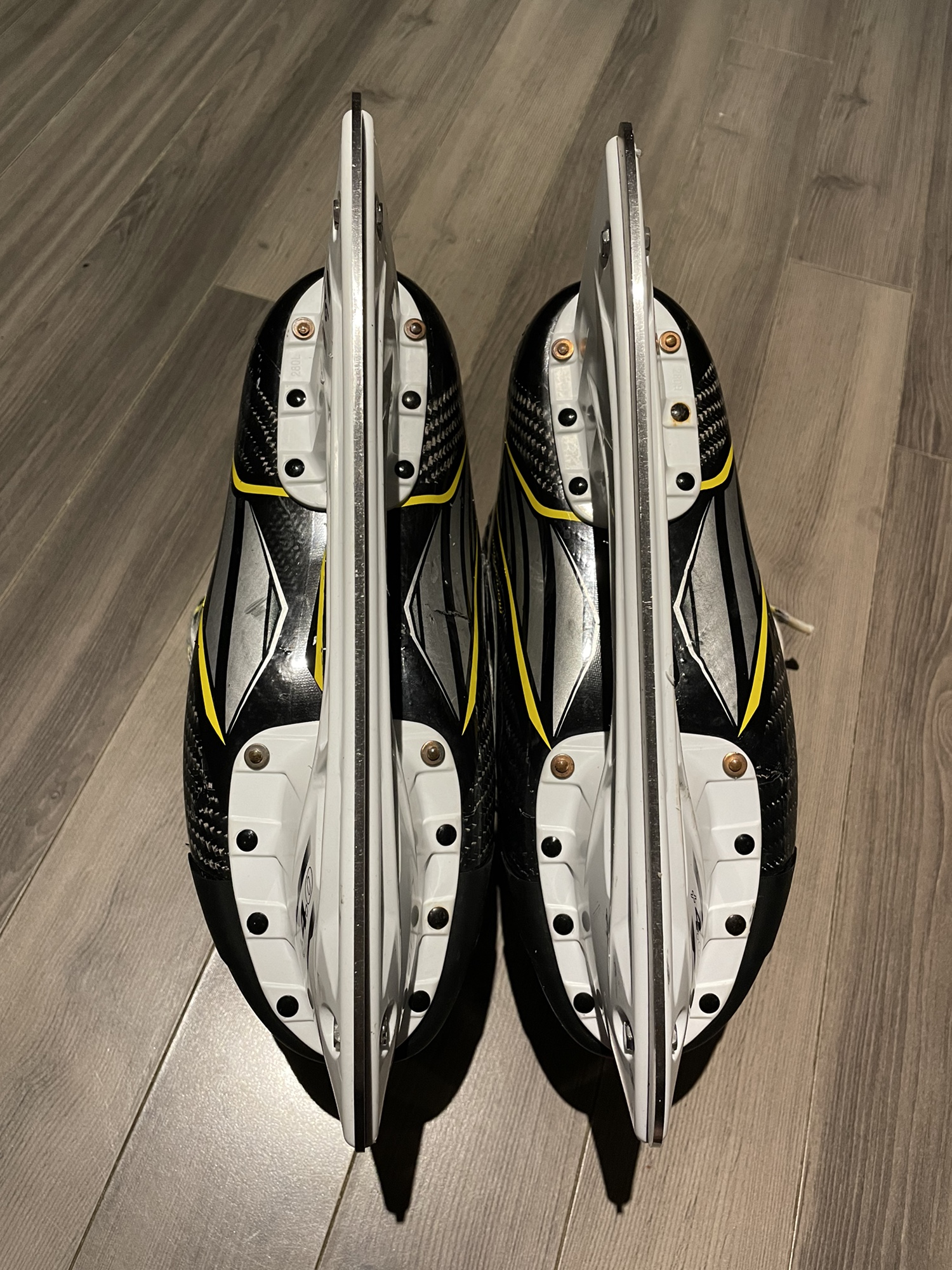 CCM Extra Wide Width Pro Stock Size 9 Super Tacks Hockey Skates