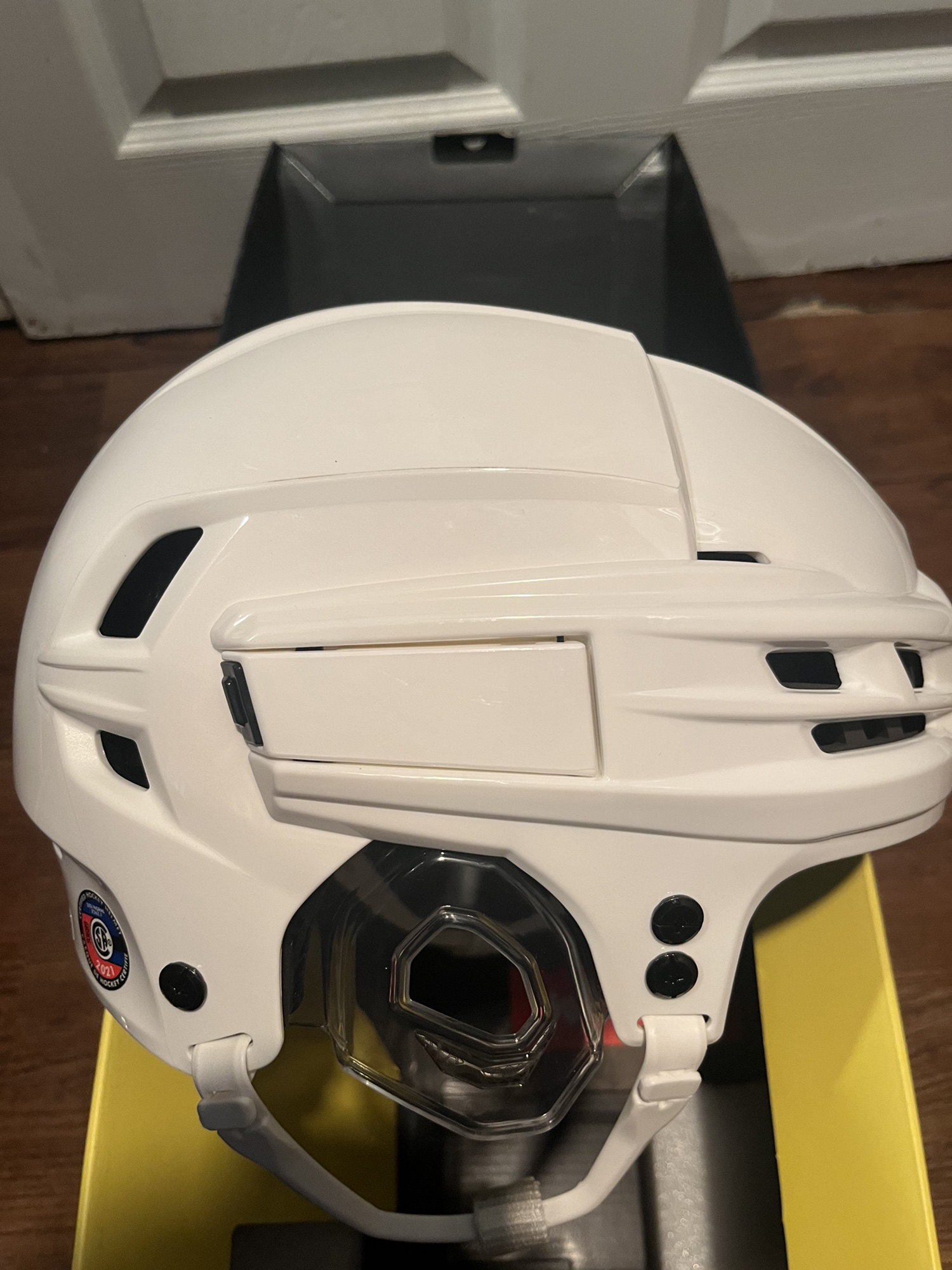 White New Pro Stock Medium CCM Super Tacks X Helmet SidelineSwap