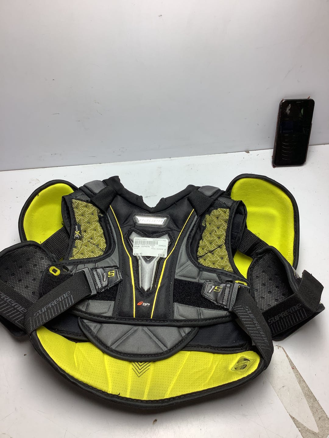 Used Bauer Supreme 1s Md Hockey Shoulder Pads SidelineSwap