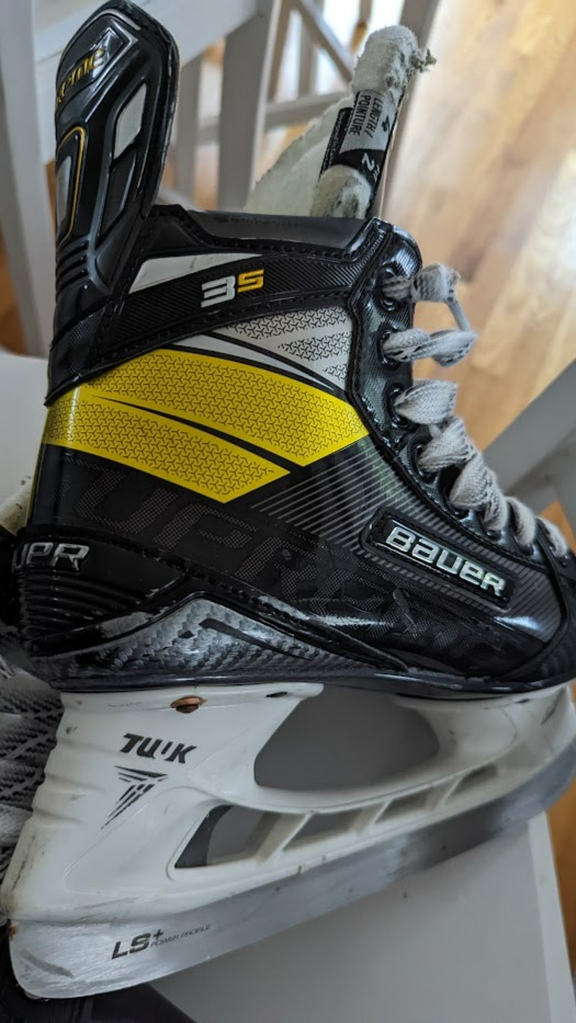 Bauer Supreme 3S Junior size 4.0 Hockey Skates SidelineSwap