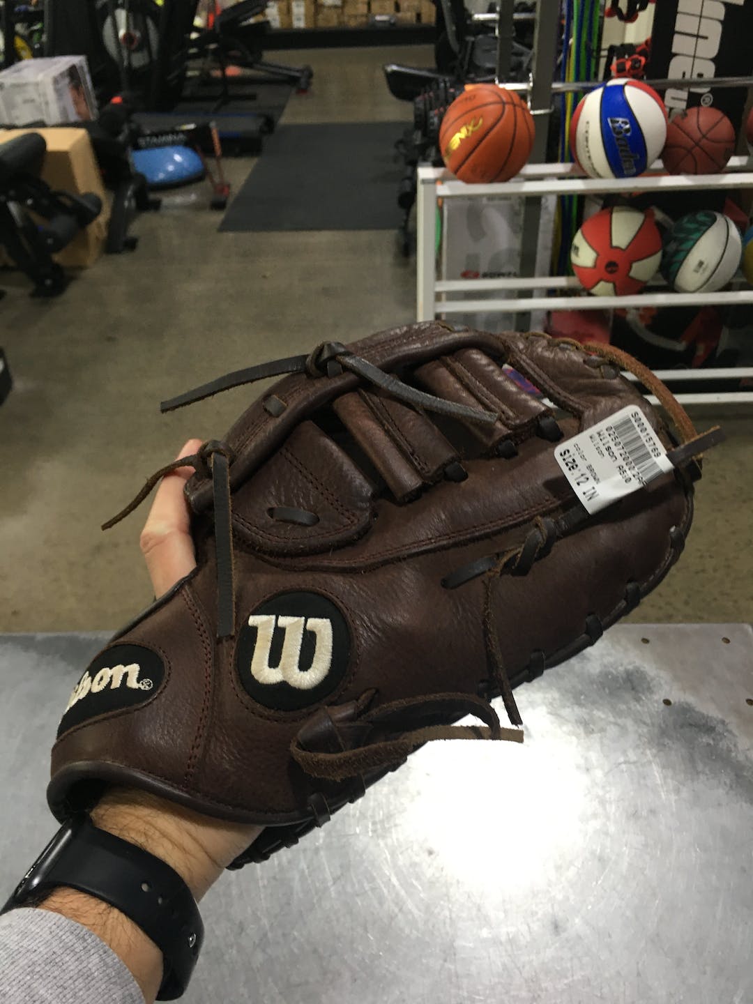 Used Wilson A550 12" First Base Gloves SidelineSwap