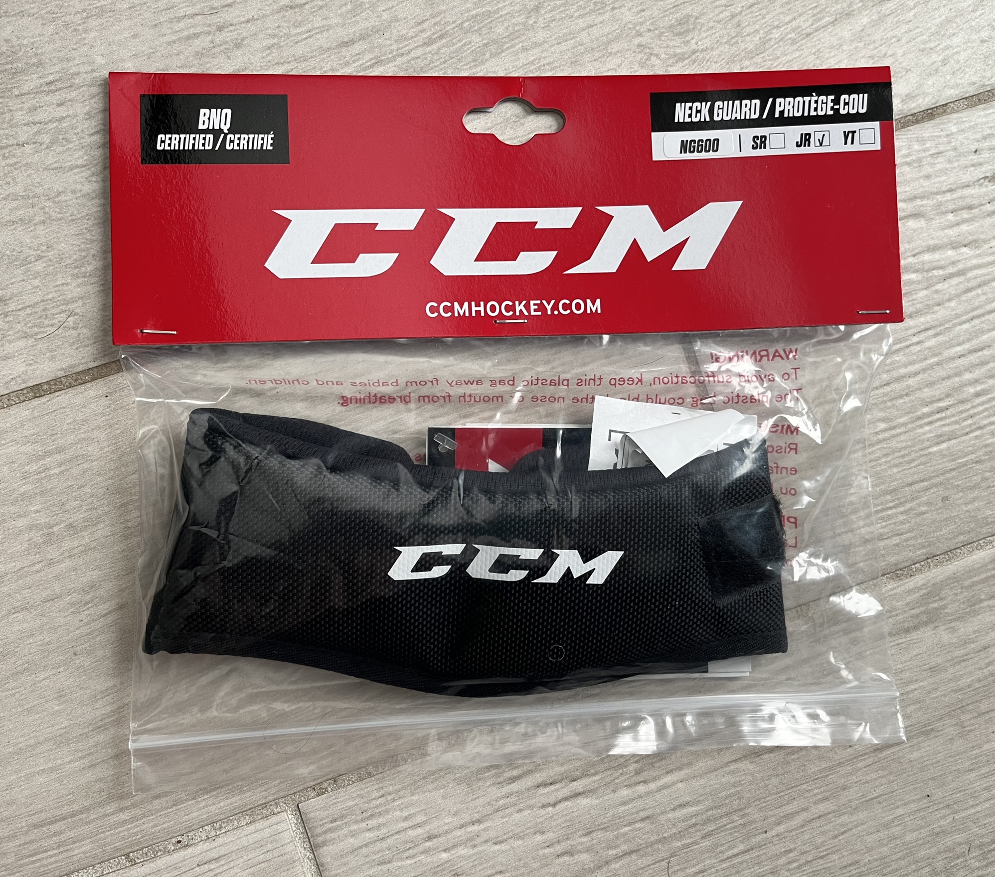 CCM Neck Guard, JR SidelineSwap