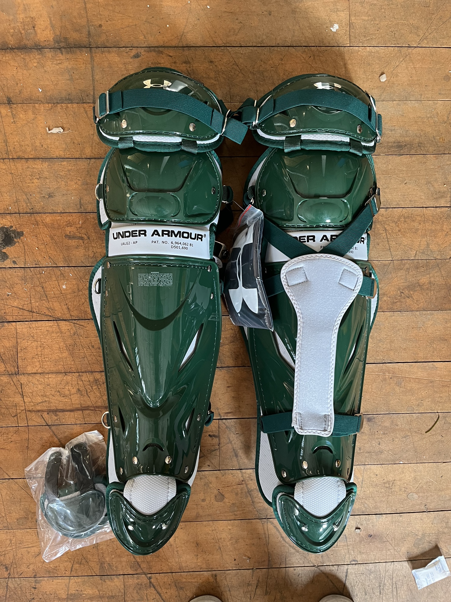 New Adult Under Armour UALG2AP Catcher's Leg Guard 16.5" SidelineSwap