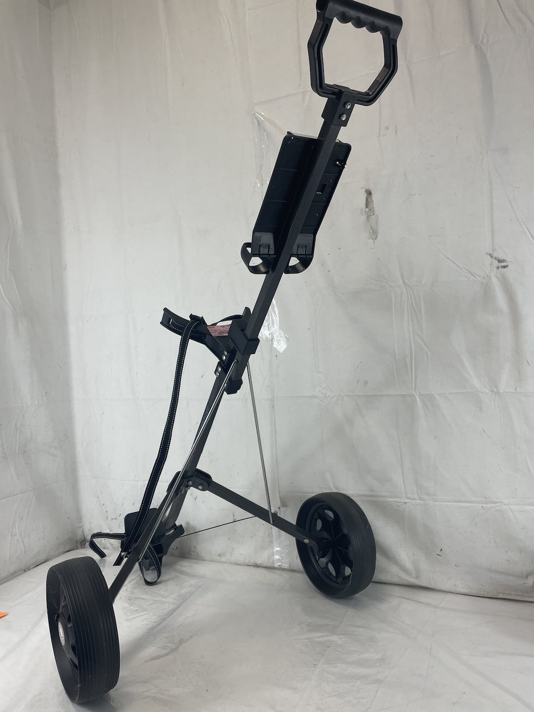 Used Hippo Deluxe Golf Cart 2wheel Golf Pull Cart SidelineSwap