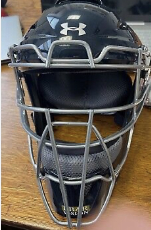 Under Armour Catching Gear SidelineSwap