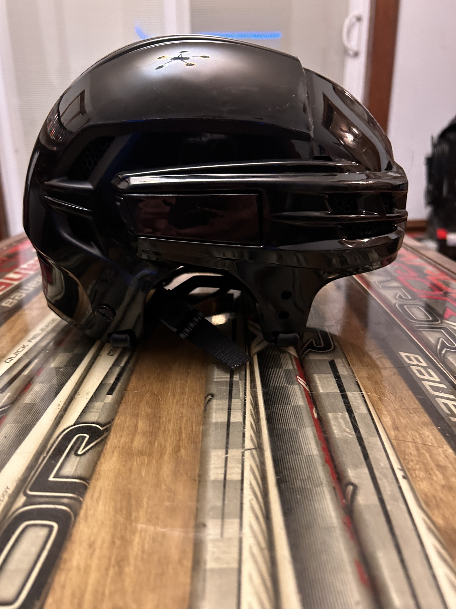 New Medium CCM Super Tacks X Helmet SidelineSwap