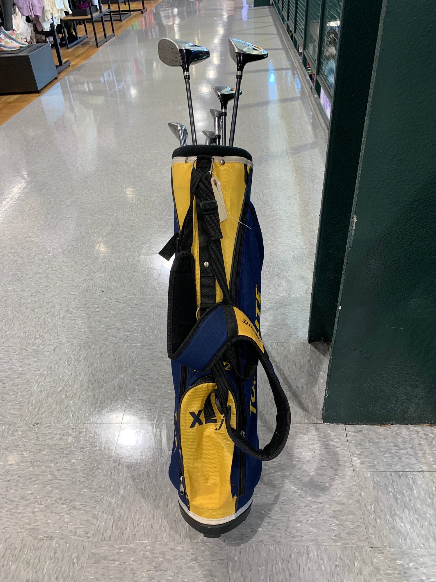 Used Junior Top Flite XLj Left Clubs (Full Set) Uniflex 6 Club Set