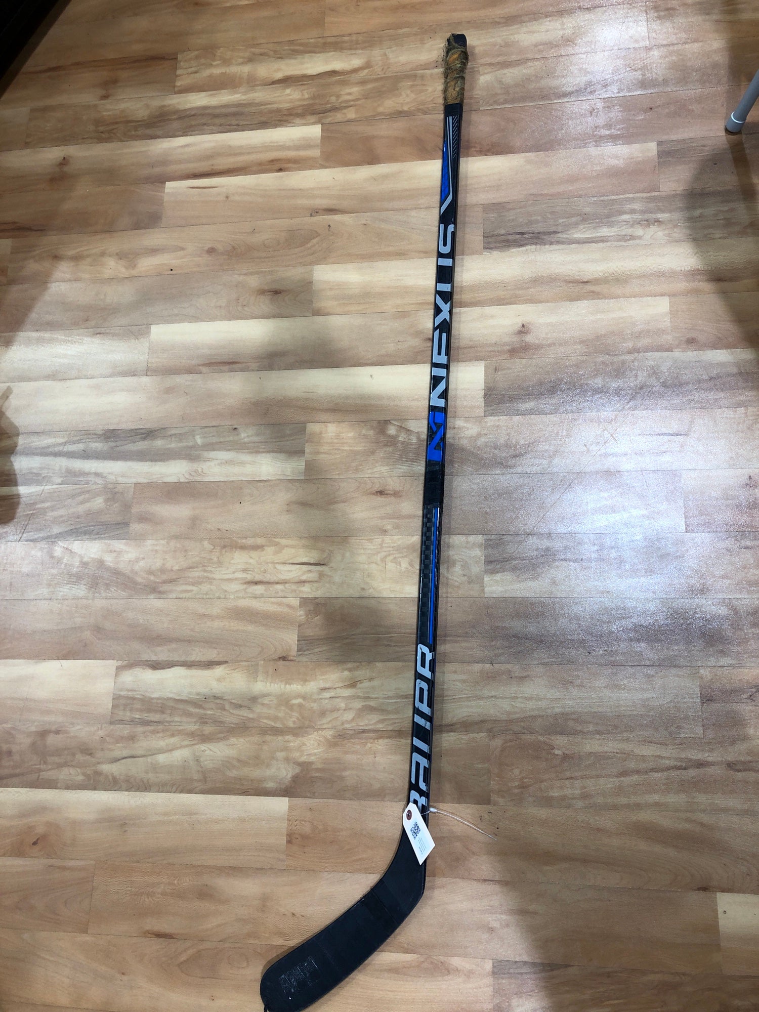 Used Senior Bauer Nexus 6000 Right Hockey Stick PM9 SidelineSwap
