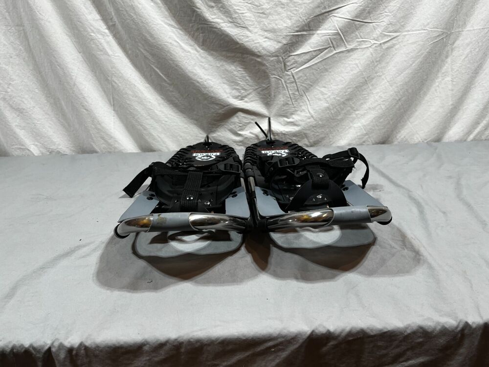 Yukon Charlie's Chinook Series 825 Snowshoes Telescoping Poles & Bag