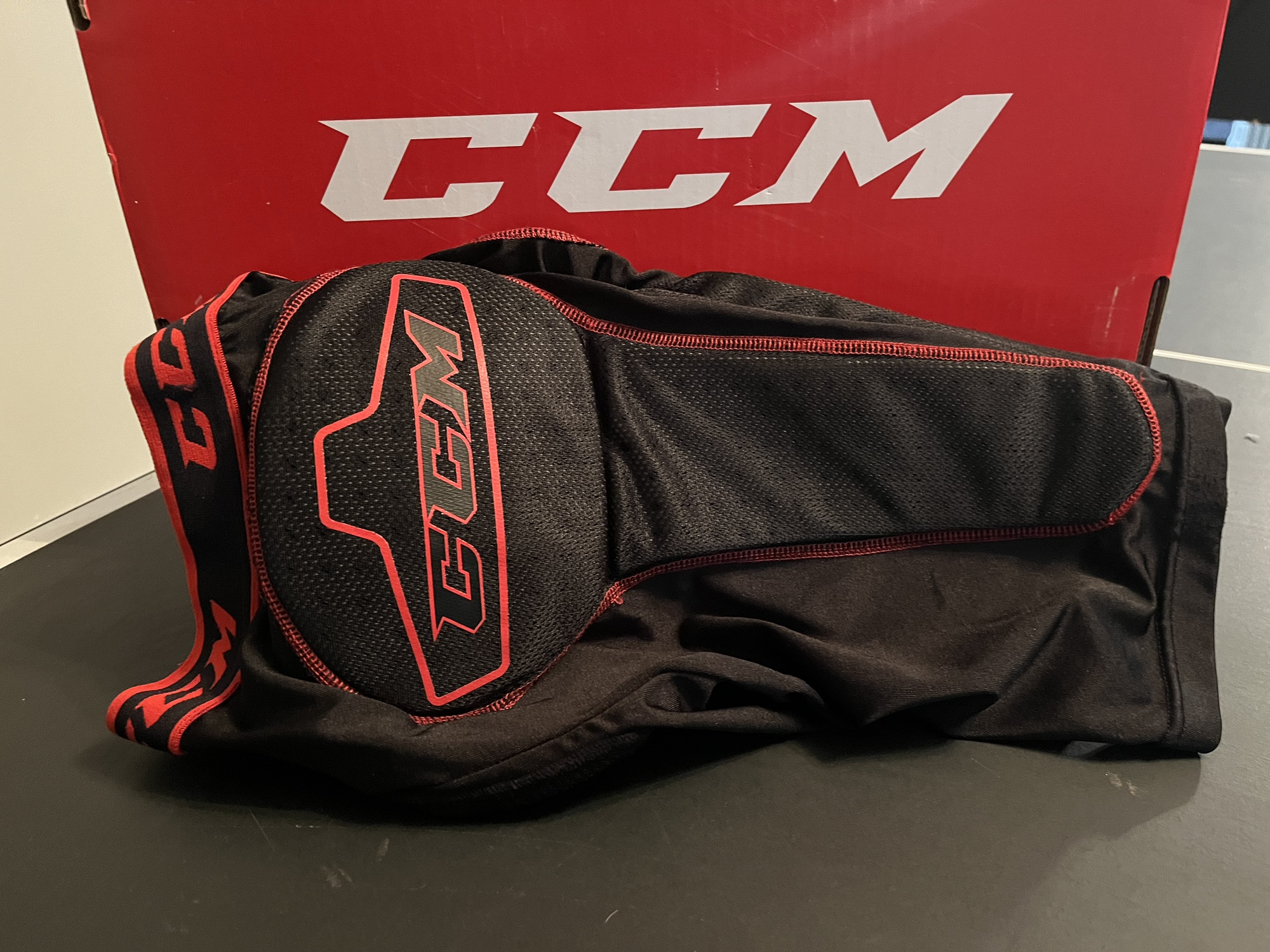 CCM RPG 110 roller hockey girdle youth large SidelineSwap