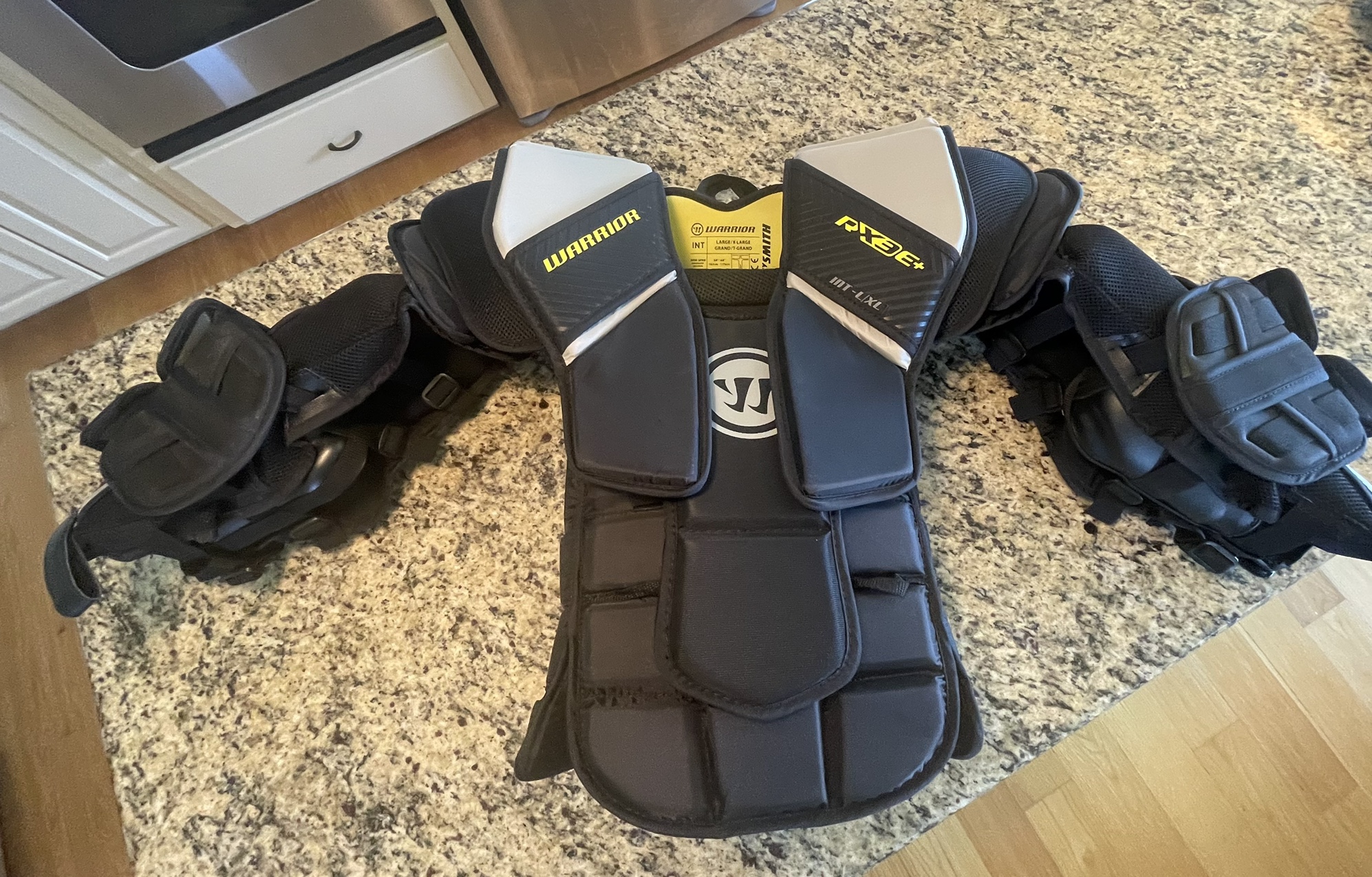 New Warrior Ritual X3+ Intermediate Goalie Chest & Arm Protector