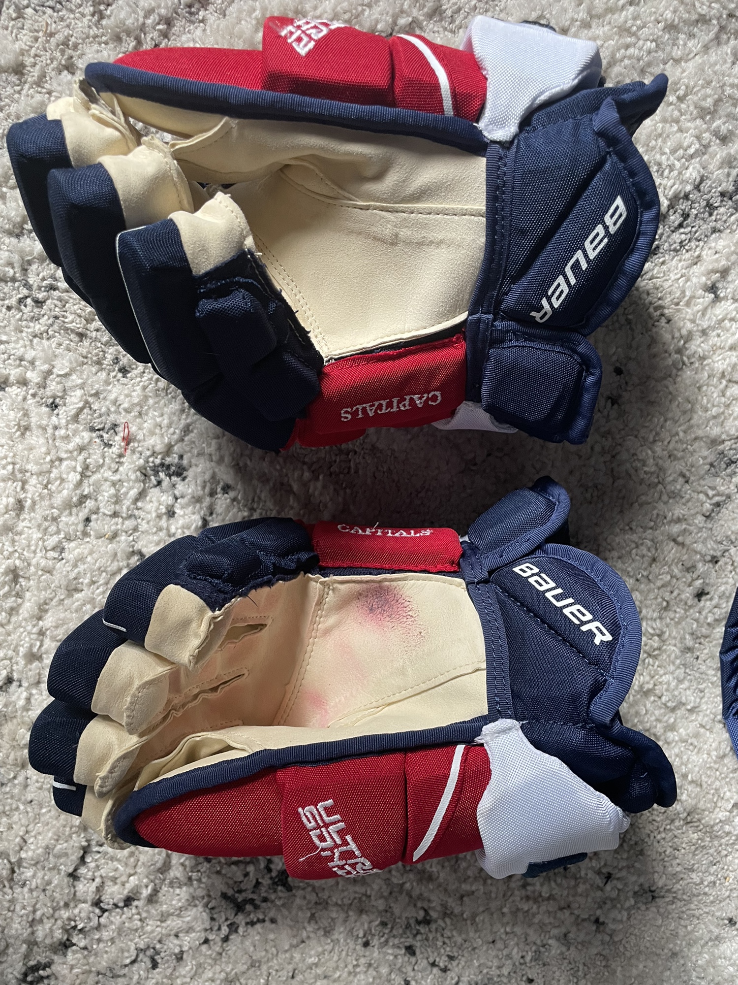 Washington Capitals Bauer Nexus pants and Ultrasonic Gloves Pro Stock