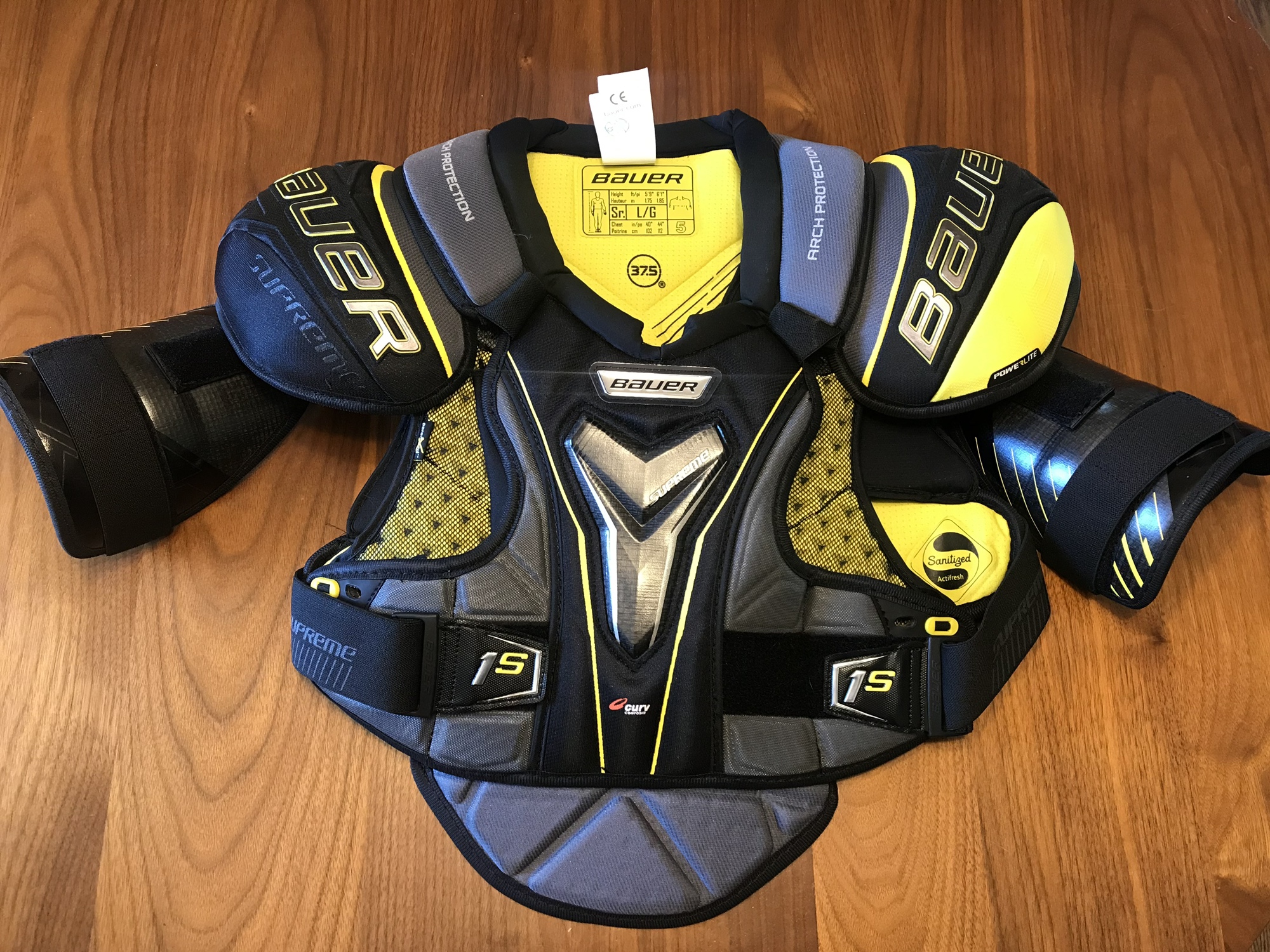 Senior Large Bauer Pro Stock Supreme 1S Shoulder Pads SidelineSwap