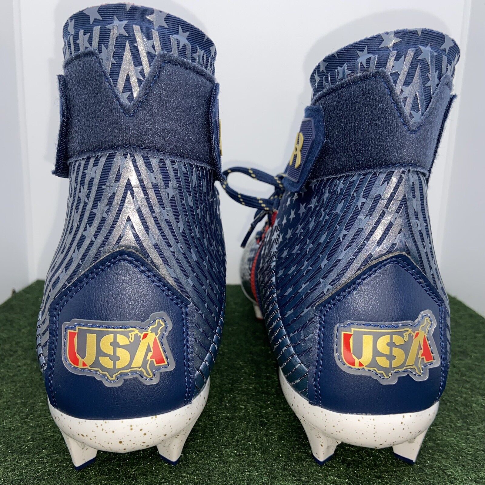 New Men's Size 11 Molded Football Cleats Under Armour High Top