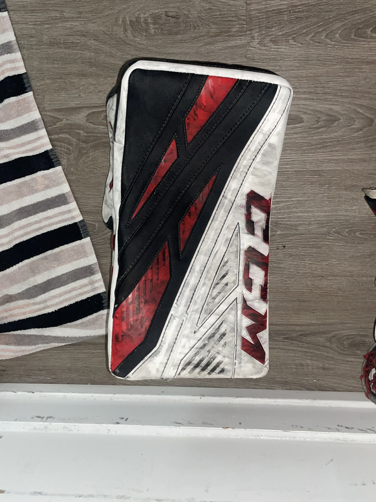 Used Full Right EFLEX 4 SidelineSwap