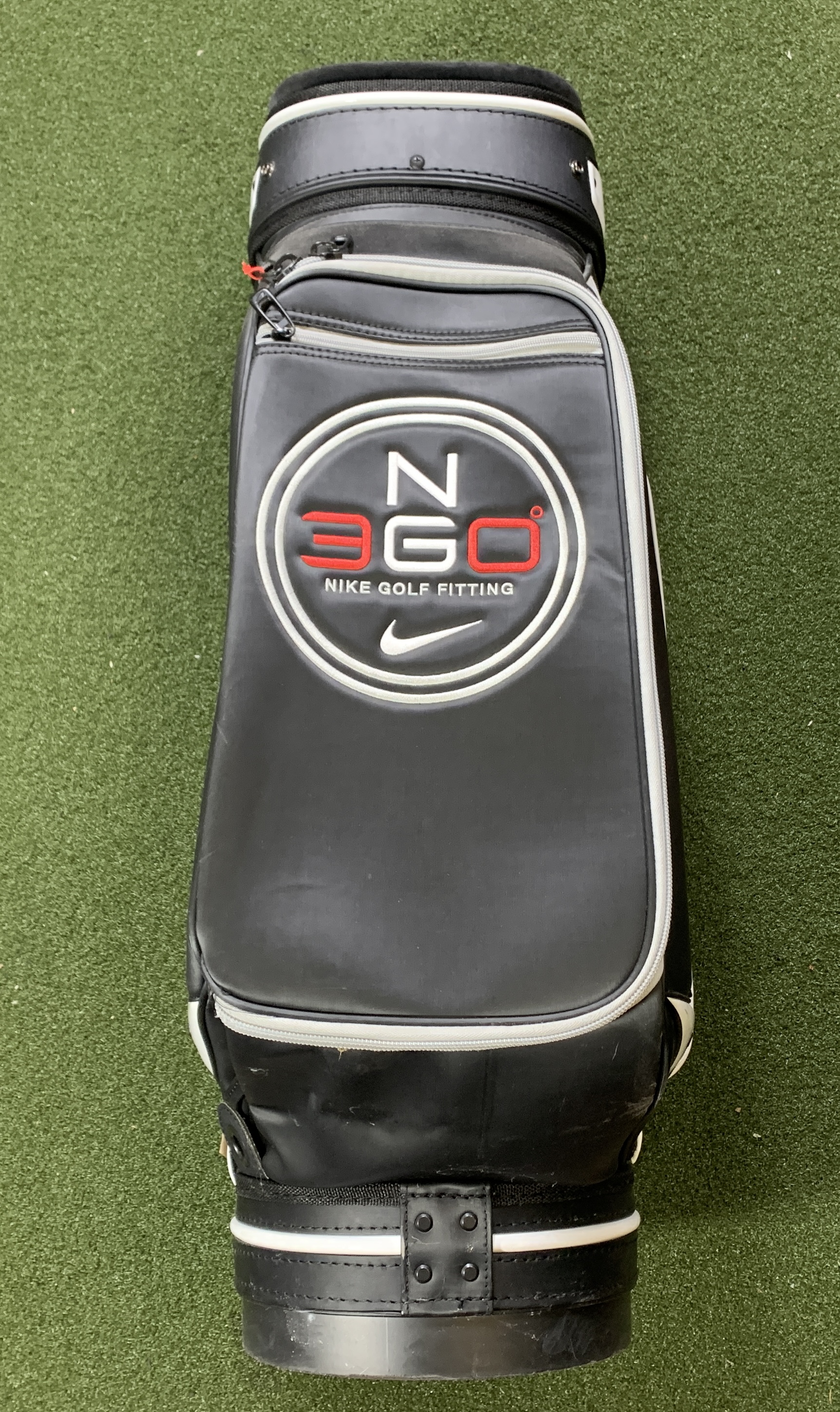 Nike N360 Staff Bag Black Red White 6Way Divide Single Strap Golf Bag SidelineSwap