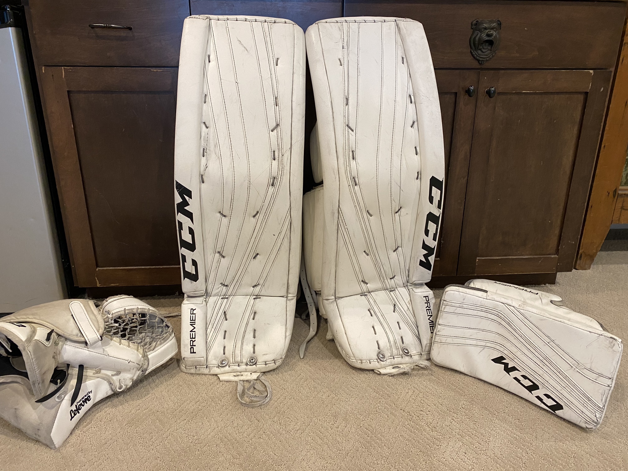 CCM Premier Lefevre goalie set 34+2 SidelineSwap