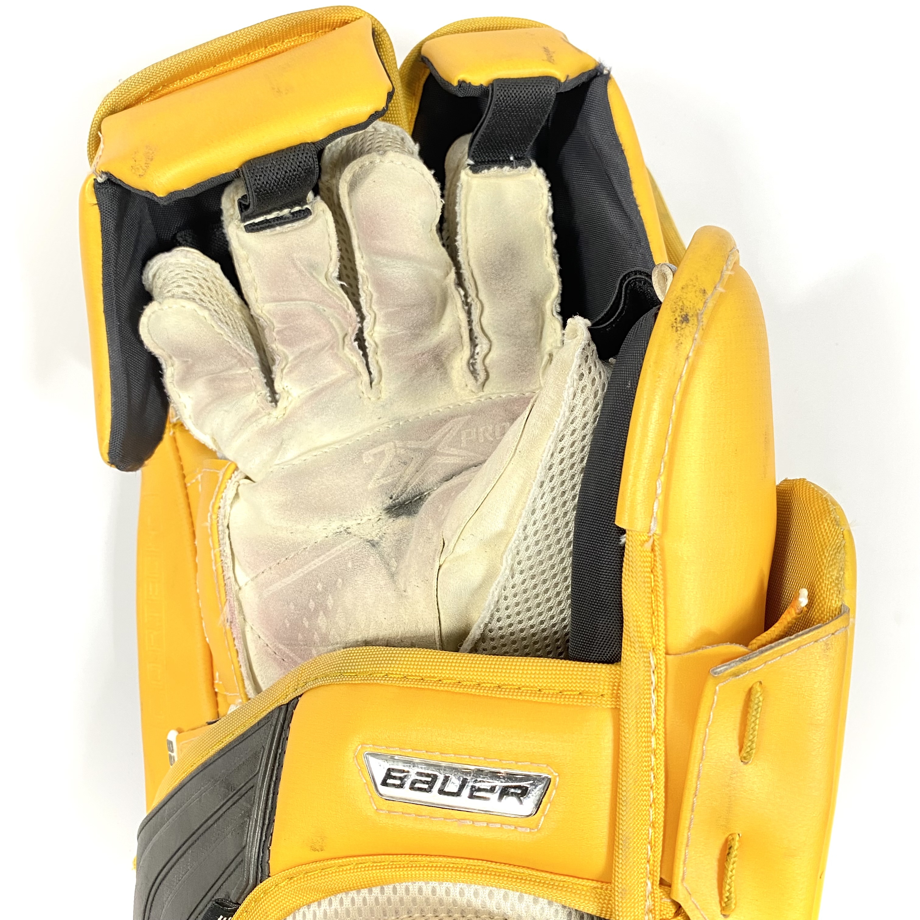 Used Regular Bauer 2X Pro Pro Stock Goalie Blocker SidelineSwap