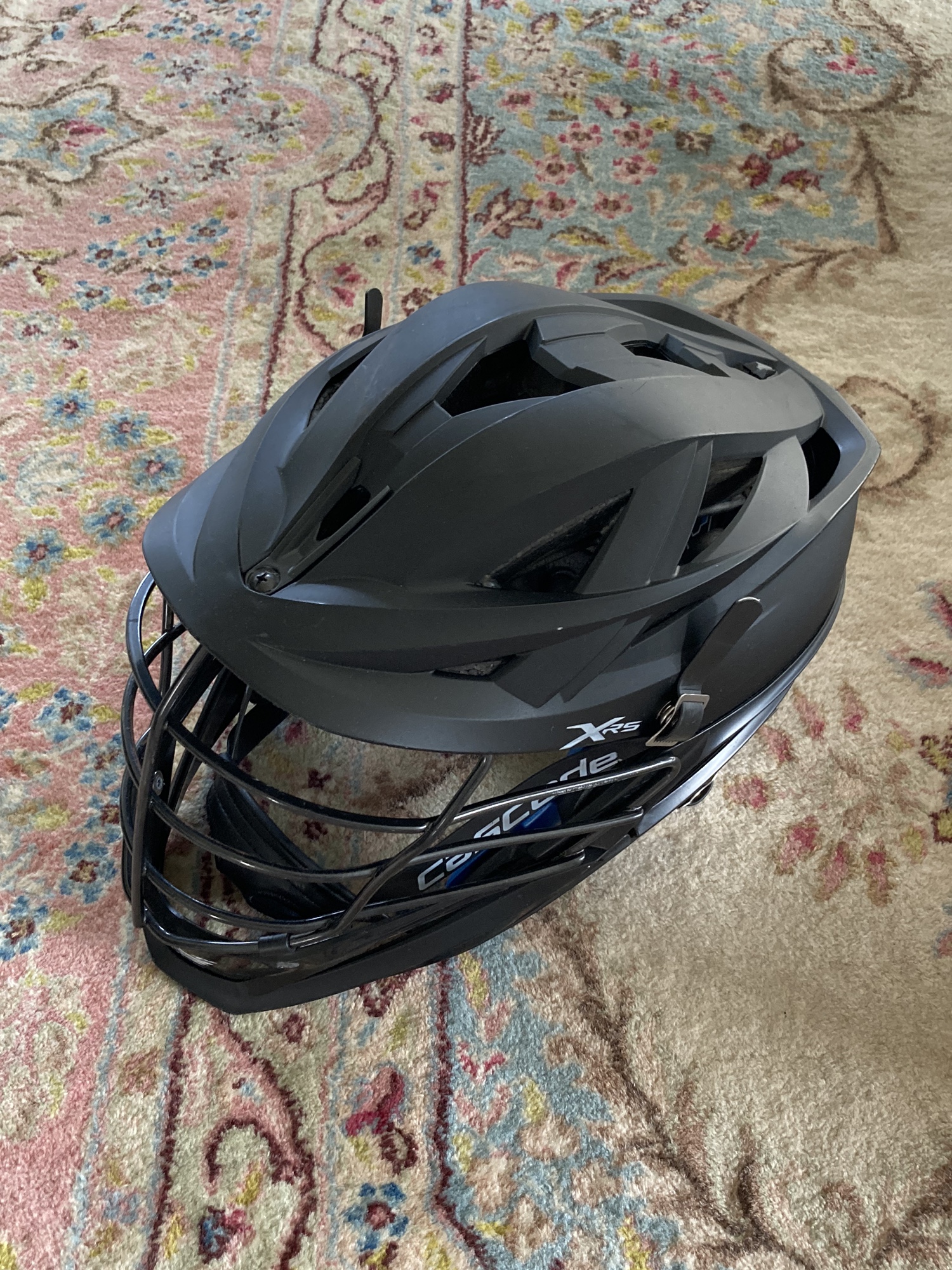 Used Matte Black Cascade XRS Helmet SidelineSwap