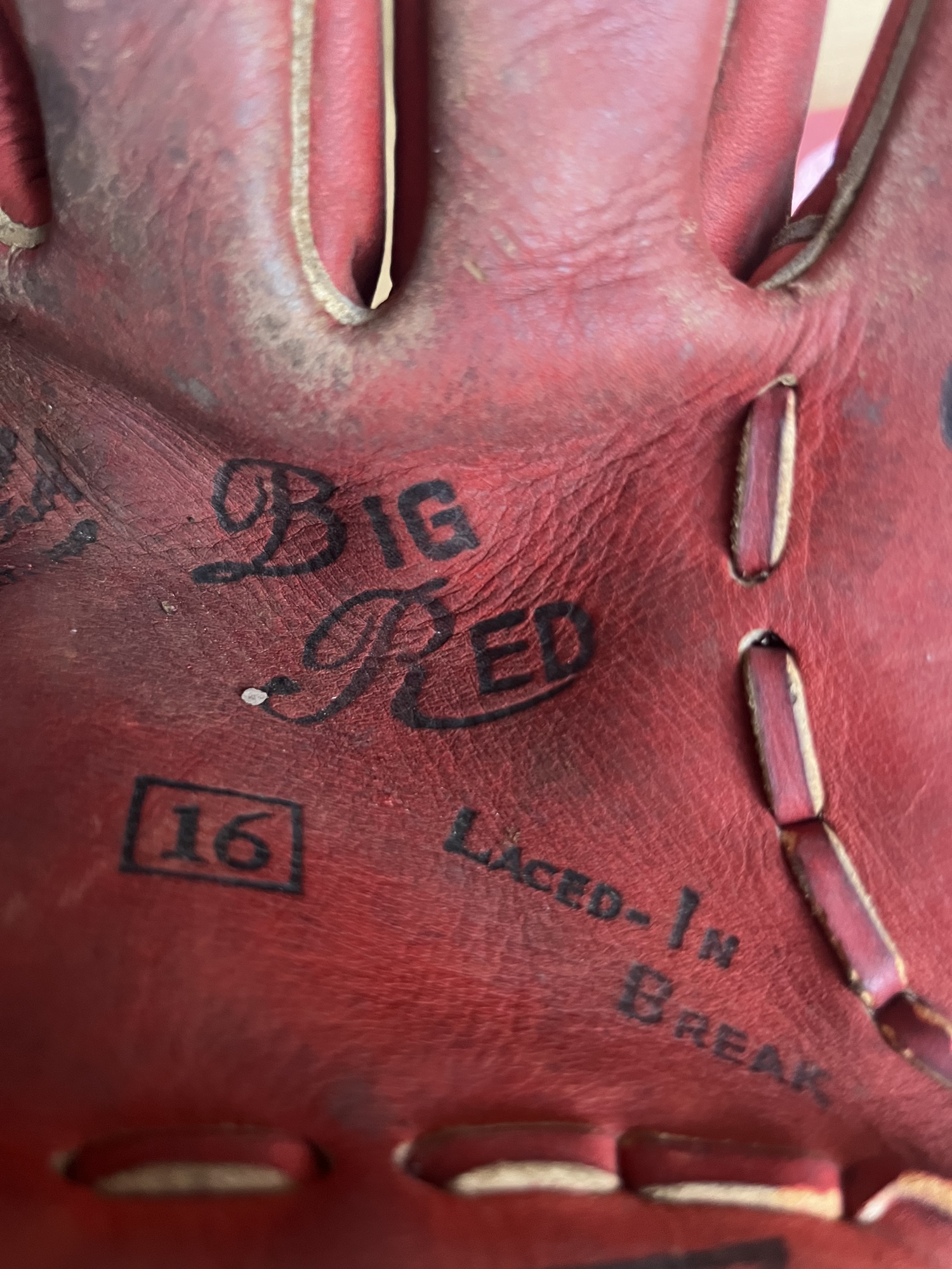 Vintage Hutch Baseball Glove Model 16 RHT Right Hand Mitt SidelineSwap