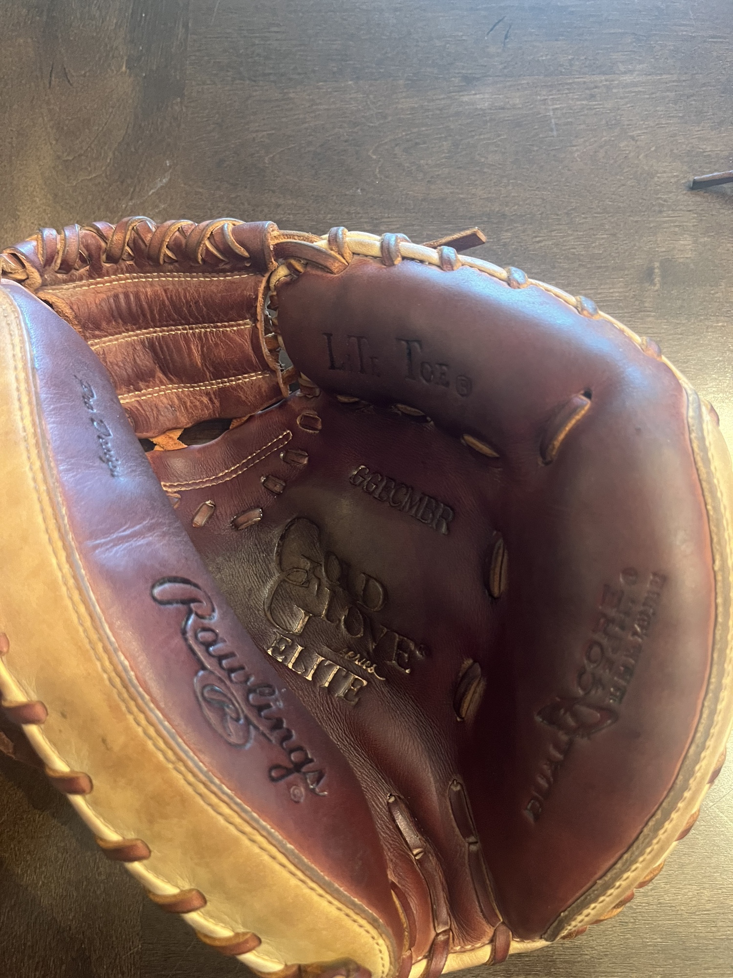Rawlings Gold Glove Elite Catchers Mitt SidelineSwap