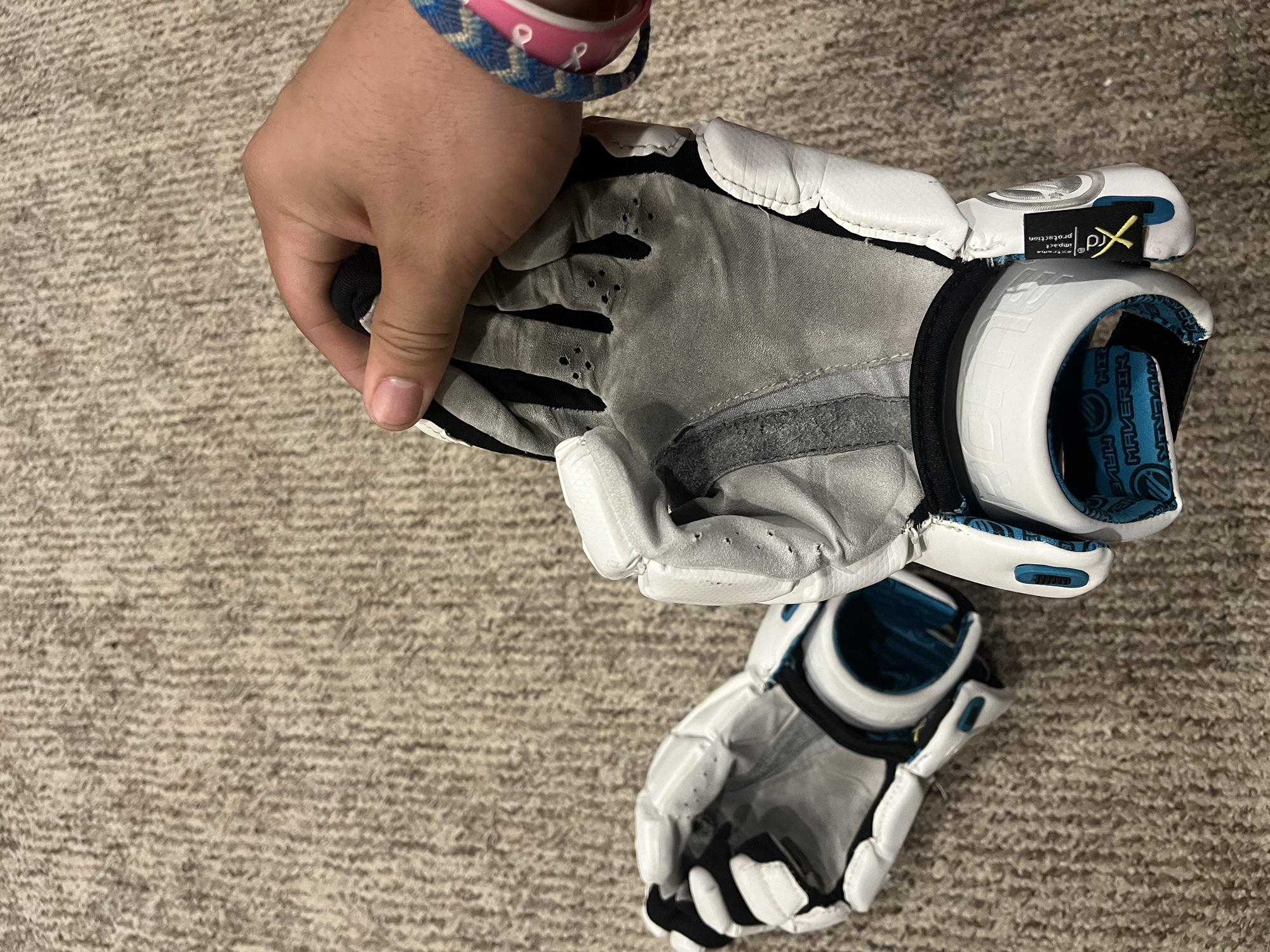 Used Maverik Rome Gloves SidelineSwap